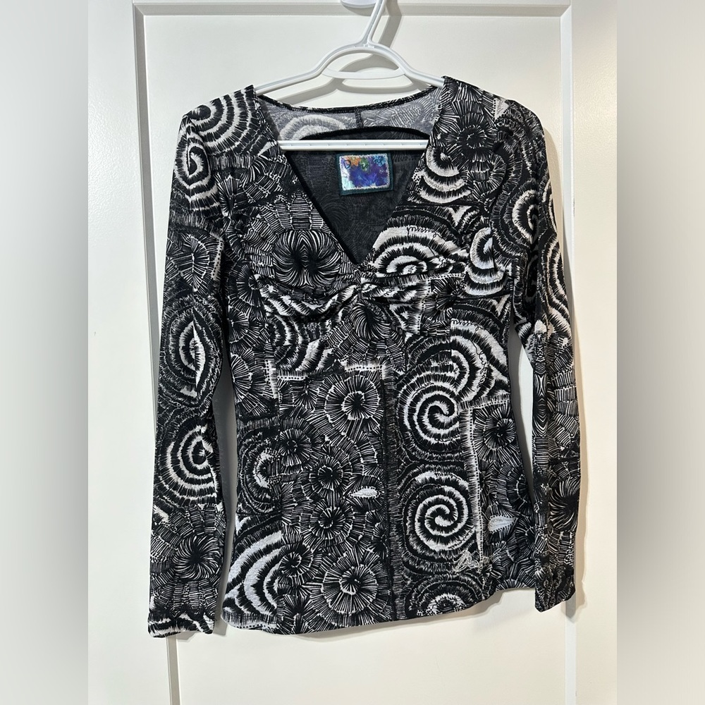 Desigual semi sheer long sleeve elaborate black and white line work v neck top